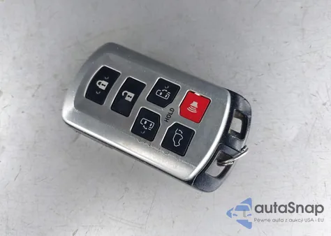 2015 Toyota Sienna Xle Premium 8 Passenger z USA, uszkodzony, nr VIN 5TDYK3DC8FS630020